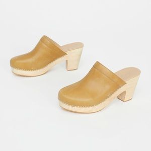 Free People Highland Clogs Size 40